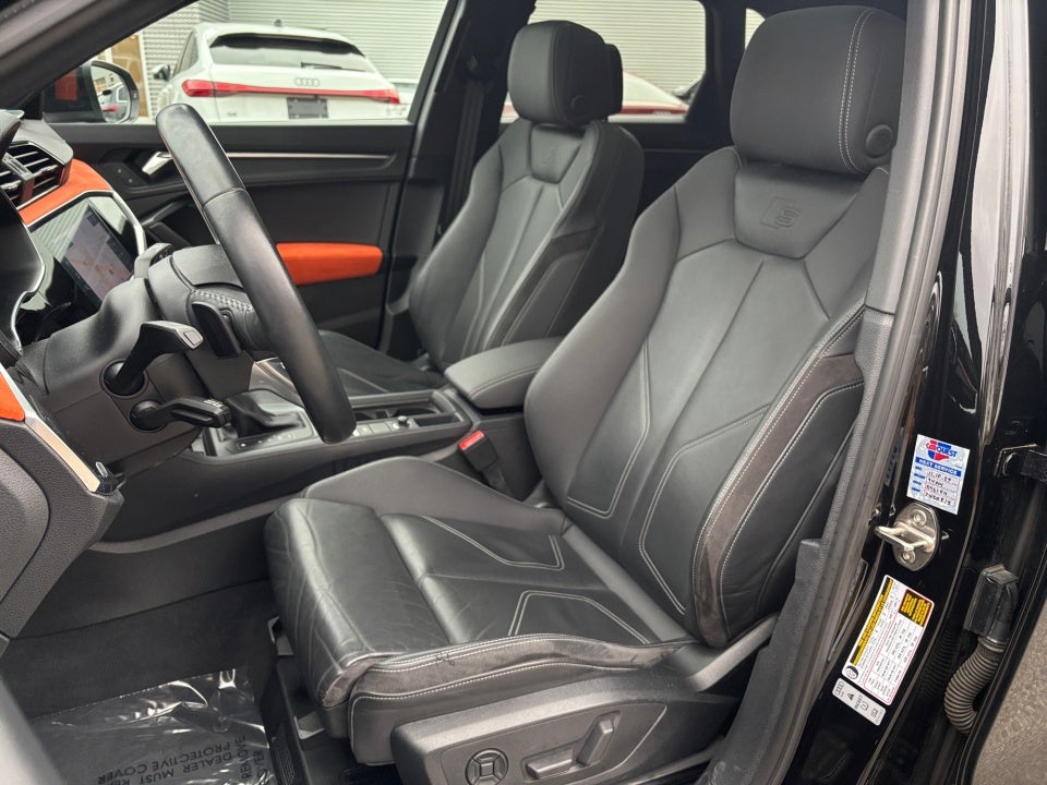 2020 Audi Q3 Premium Plus 45 TFSI S line quattro Tiptronic