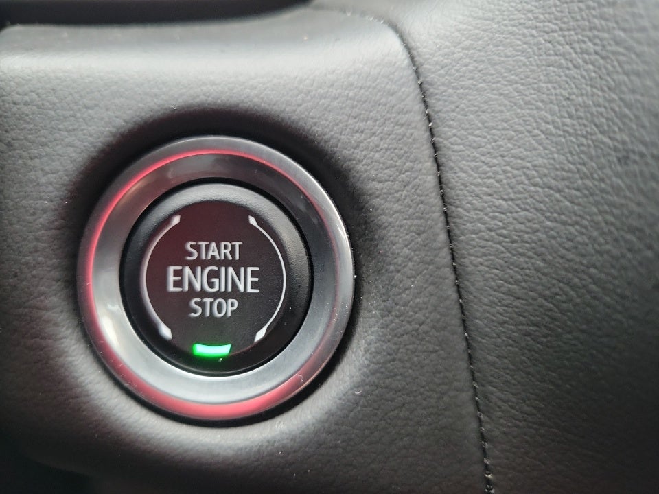 2024 Chevrolet Suburban 4WD RST