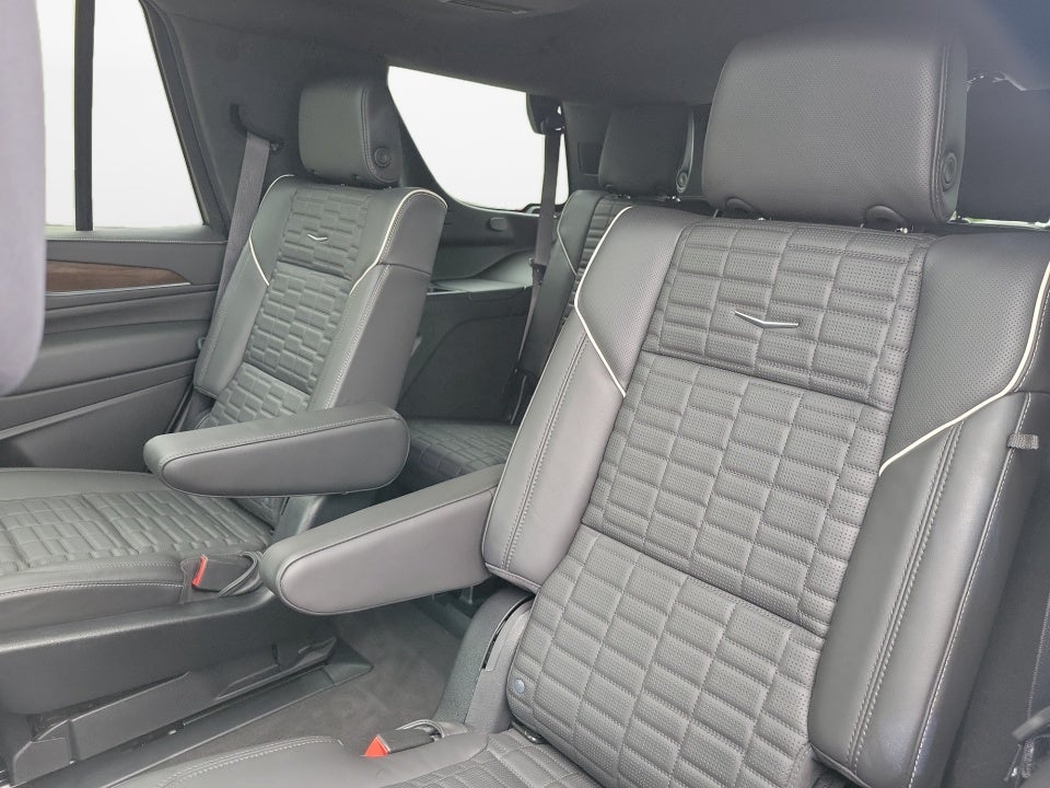 2023 Cadillac Escalade 4WD Premium Luxury Platinum