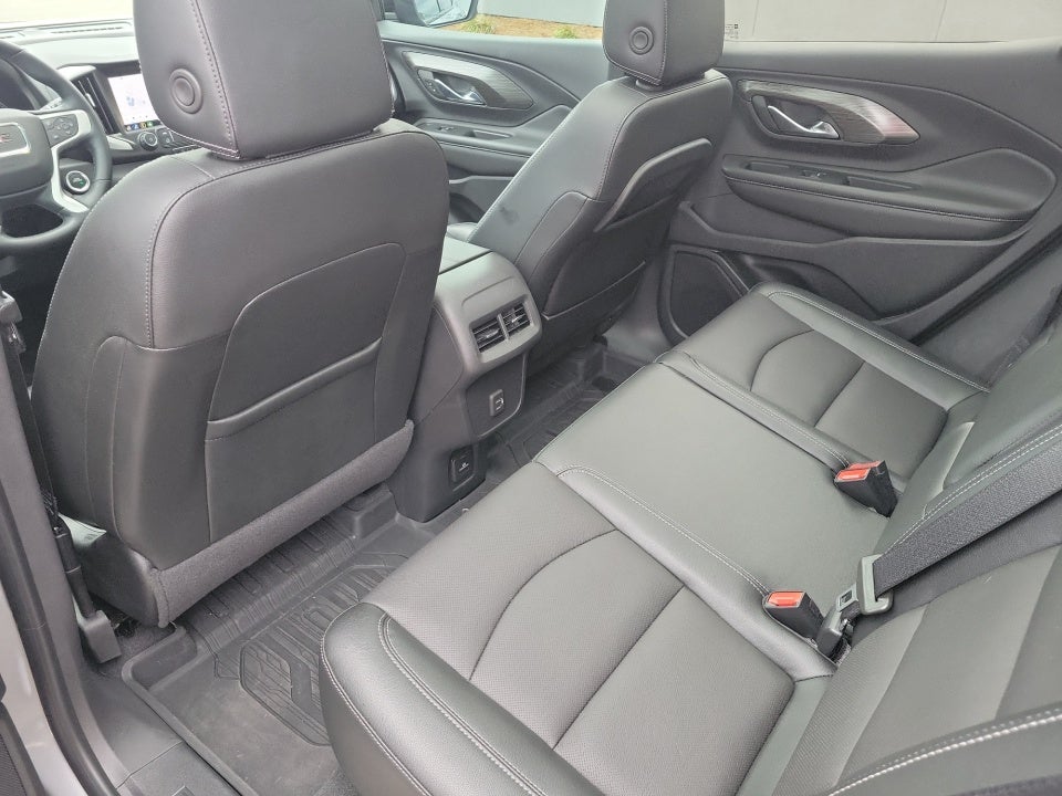 2023 GMC Terrain FWD SLT