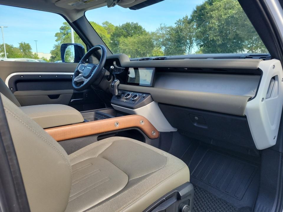 2021 Land Rover Defender 90 S