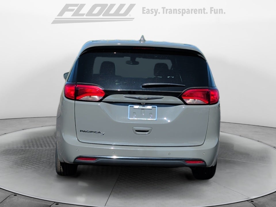 2020 Chrysler Pacifica Touring