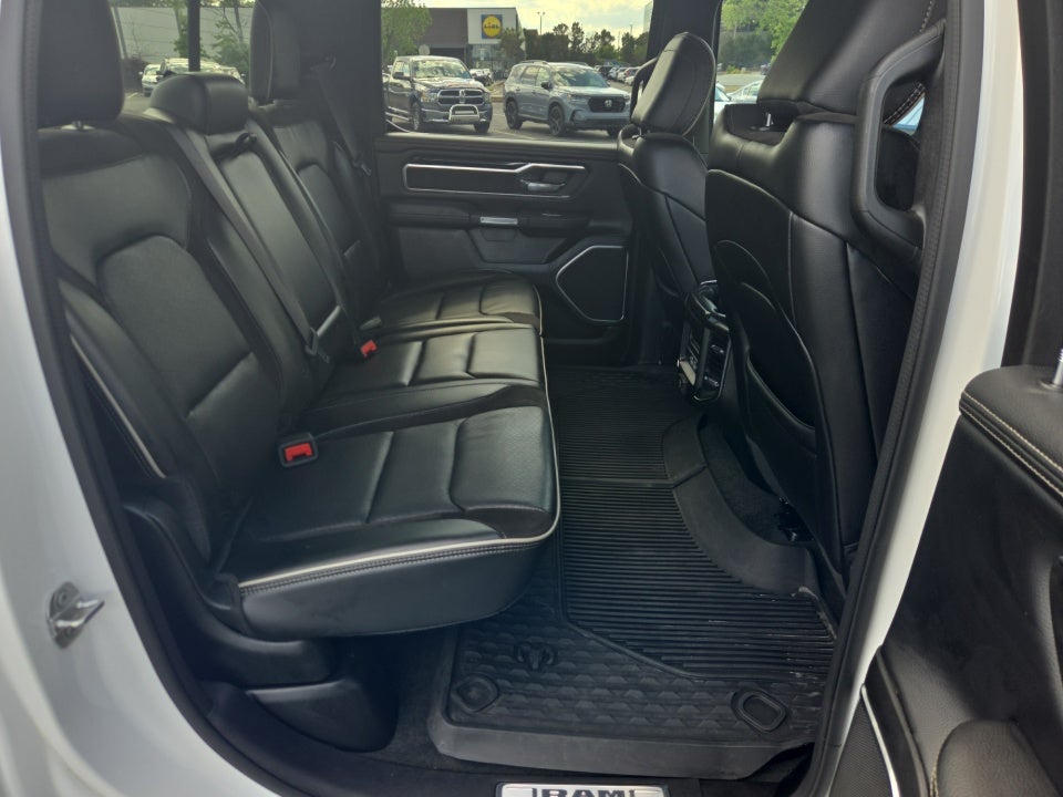 2022 RAM 1500 Laramie Crew Cab 4x4 5'7" Box