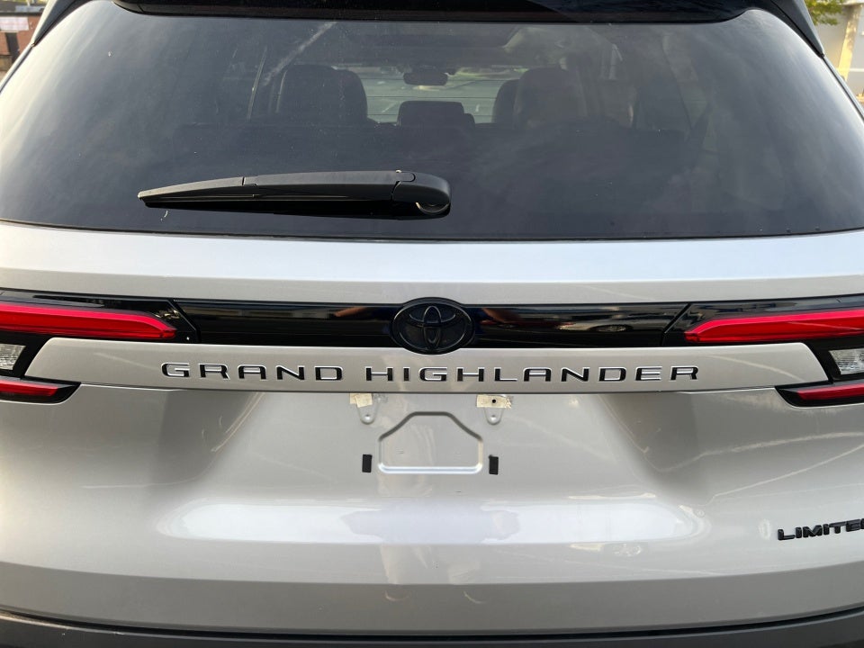 2024 Toyota Grand Highlander Limited