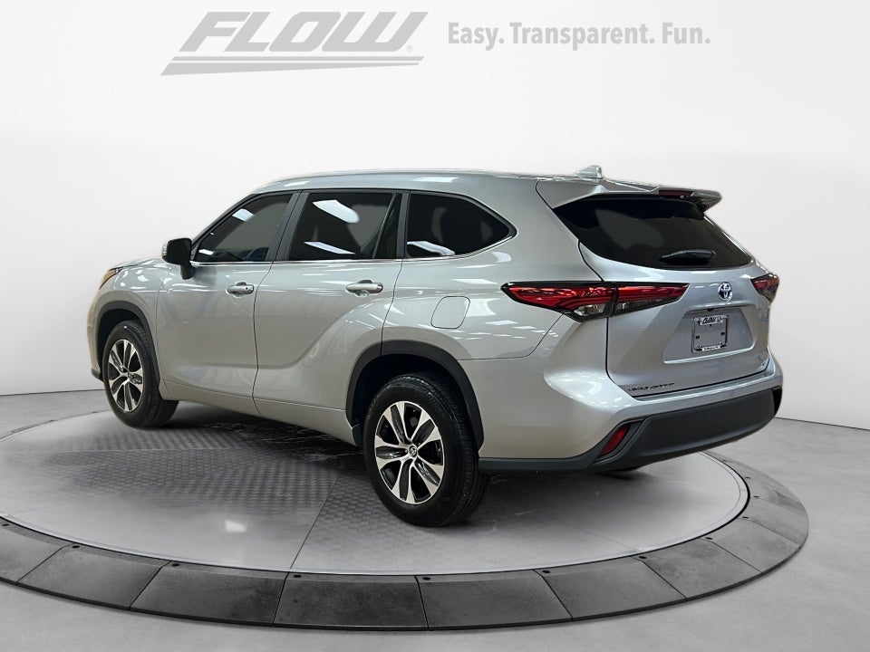 2023 Toyota Highlander Hybrid XLE
