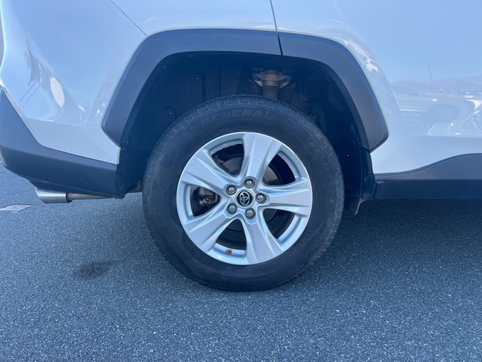 2019 Toyota RAV4 Hybrid LE