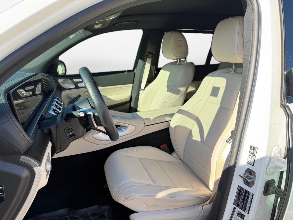 2025 Mercedes-Benz GLS 450 4MATIC®