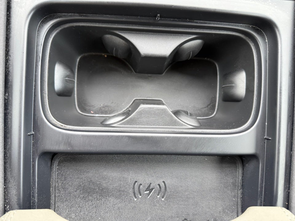 2022 Land Rover Defender 110 S