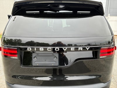 2025 Land Rover Discovery P300 S