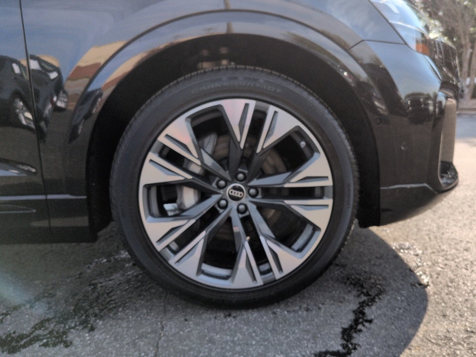 2026 Audi Q8 Premium Plus 55 TFSI quattro Tiptronic