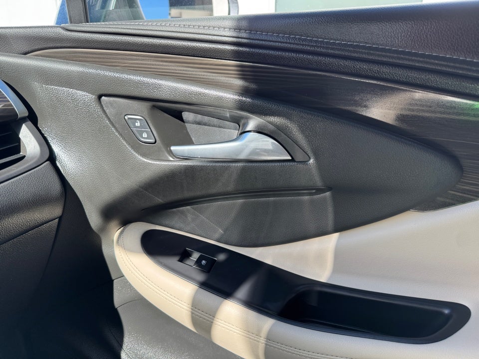 2020 Buick Envision FWD Essence