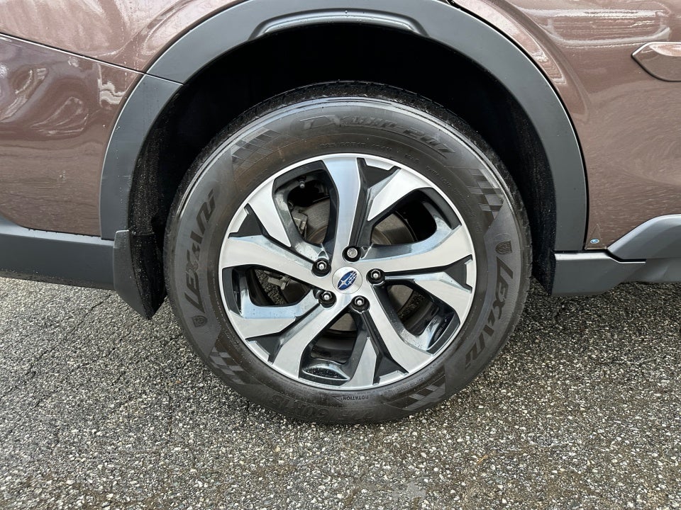 2022 Subaru Outback Touring XT