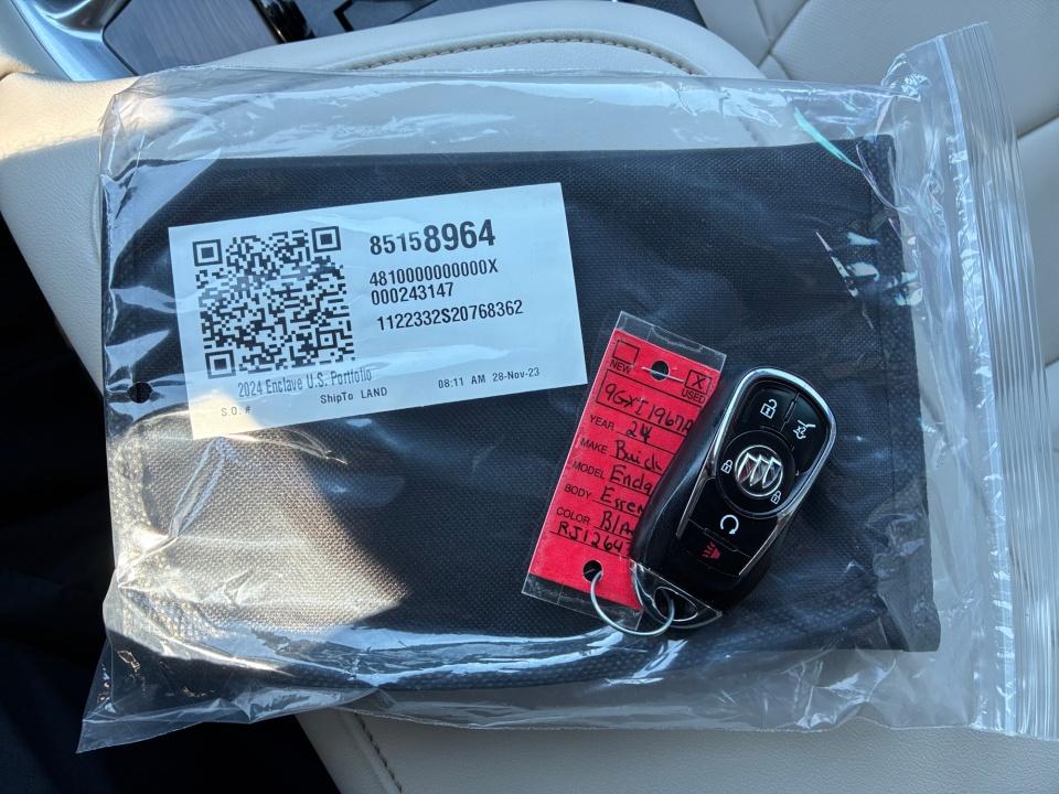 2024 Buick Enclave Essence