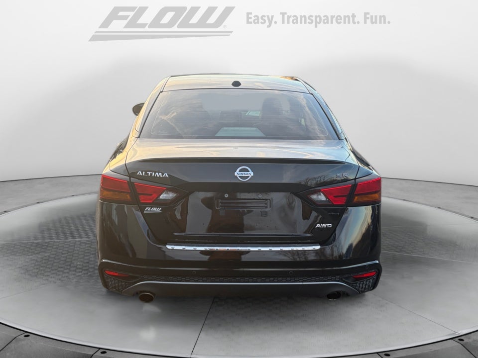 2022 Nissan Altima SR Intelligent AWD