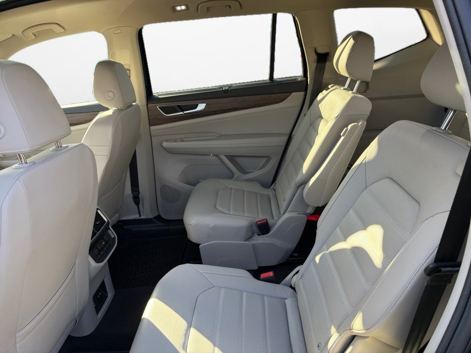 2025 Volkswagen Atlas 2.0T SEL