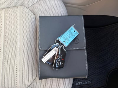 2025 Volkswagen Atlas 2.0T SEL