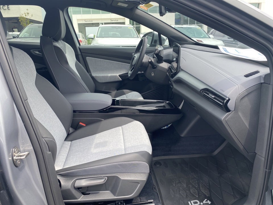 2023 Volkswagen ID.4 Pro