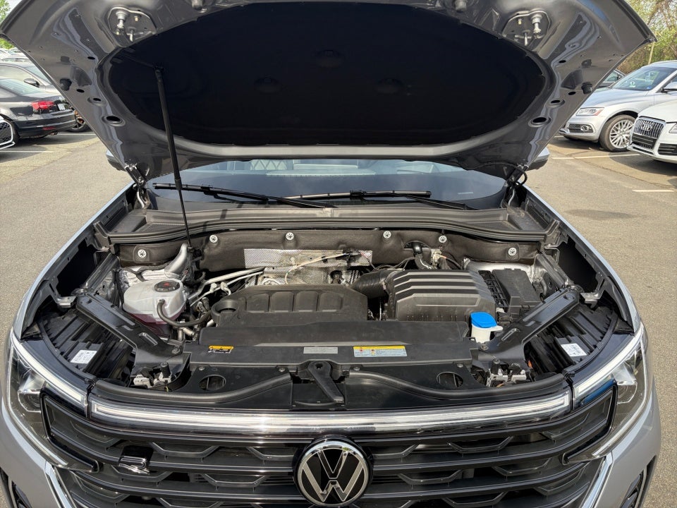 2025 Volkswagen Atlas 2.0T SEL Premium R-Line