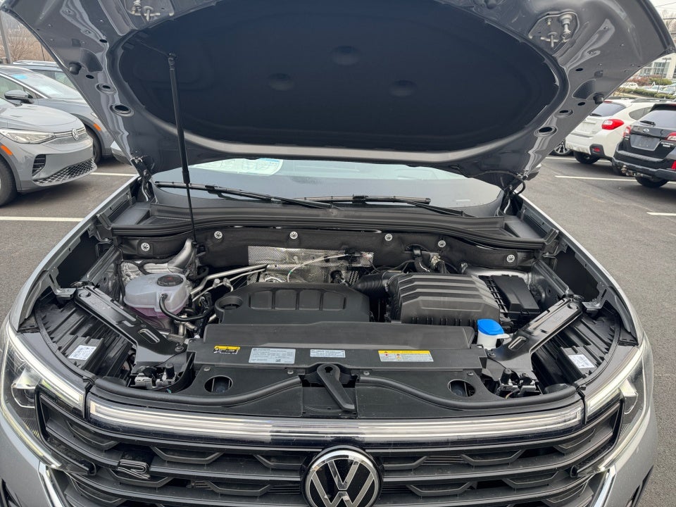 2025 Volkswagen Atlas 2.0T SEL Premium R-Line