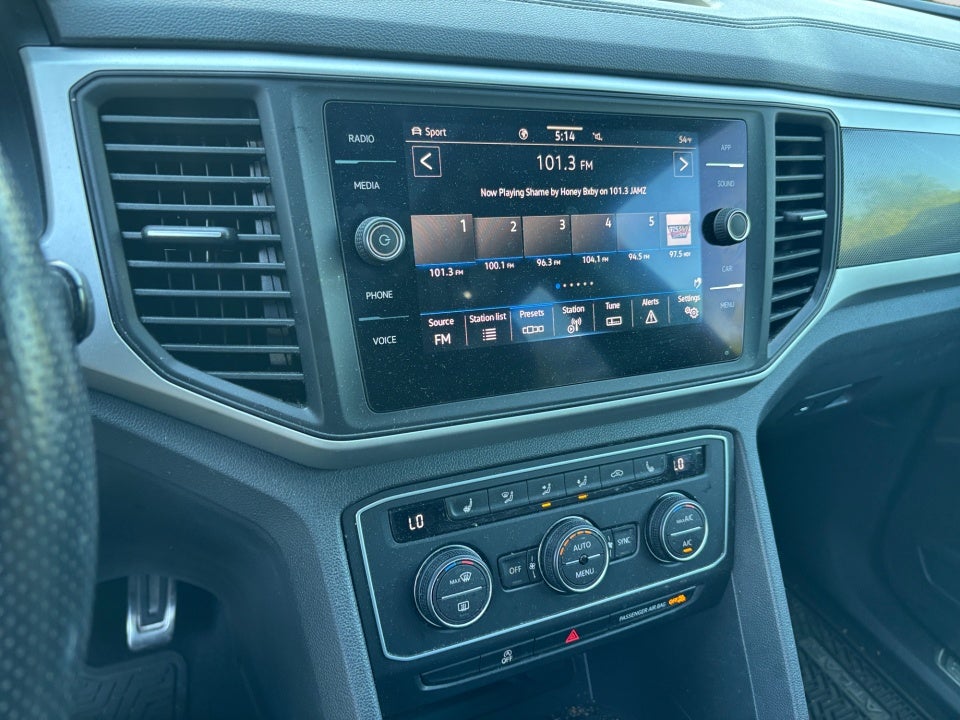 2021 Volkswagen Atlas Cross Sport 3.6L V6 SE w/Technology R-Line