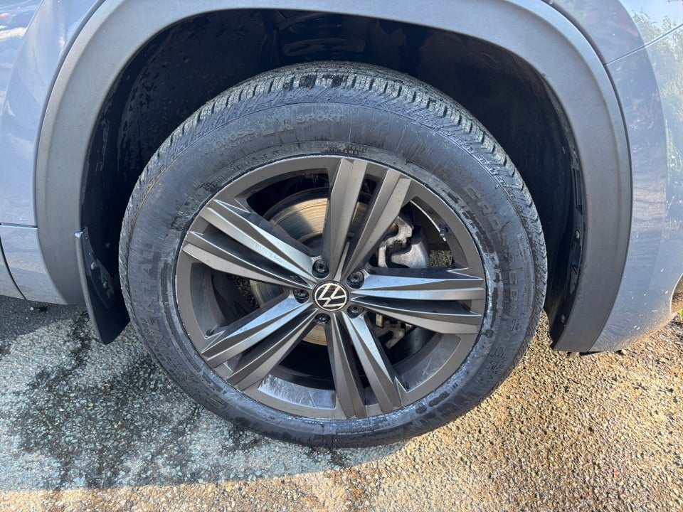 2021 Volkswagen Atlas Cross Sport 3.6L V6 SE w/Technology R-Line