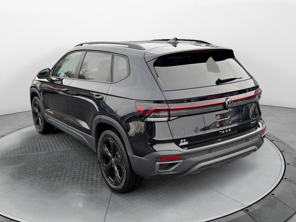 2025 Volkswagen Taos 1.5T SE Black