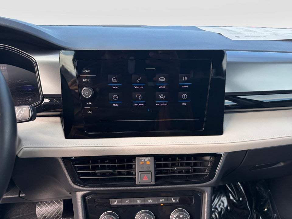 2025 Volkswagen Taos 1.5T S