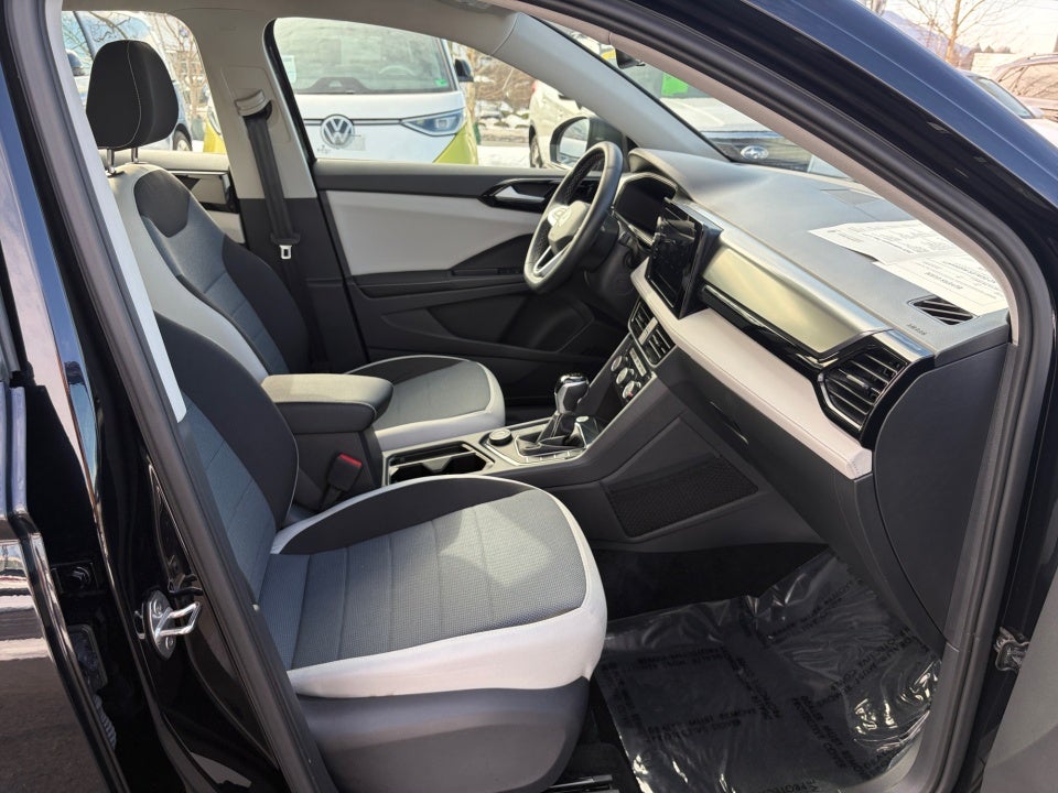 2025 Volkswagen Taos 1.5T S