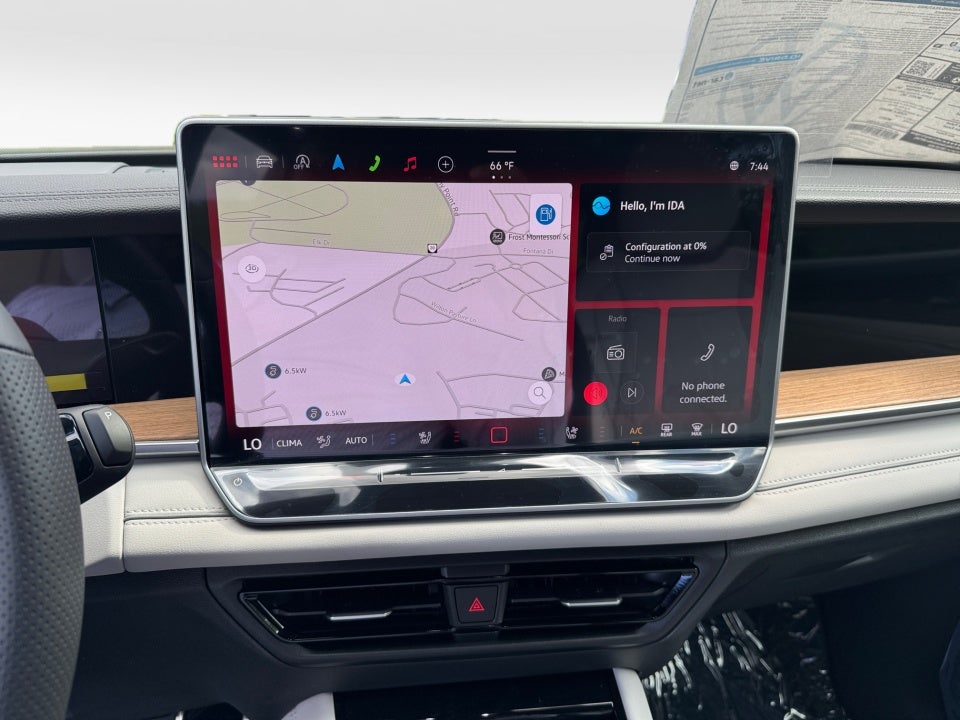 2025 Volkswagen Tiguan SEL R-Line