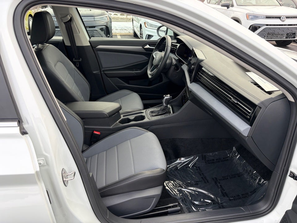 2025 Volkswagen Jetta 1.5T SE