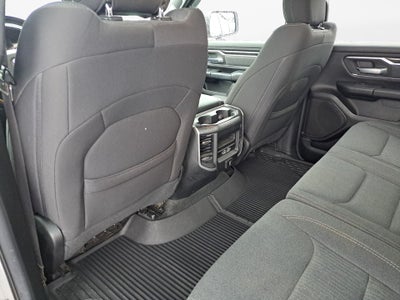 2020 RAM 1500 Big Horn Crew Cab 4x4 5'7" Box