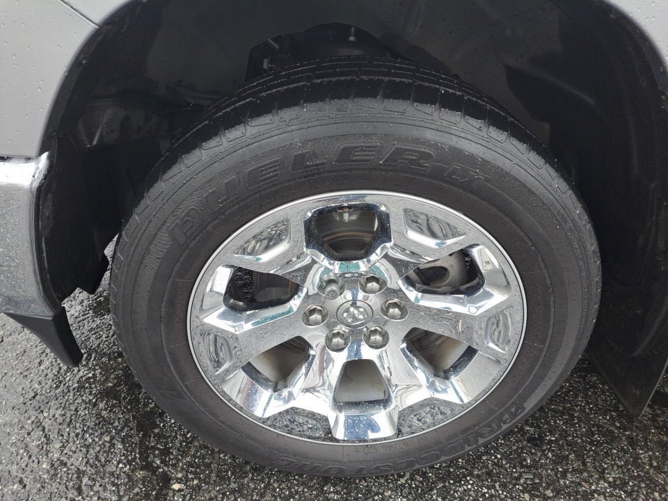 2020 RAM 1500 Big Horn Crew Cab 4x4 5'7" Box