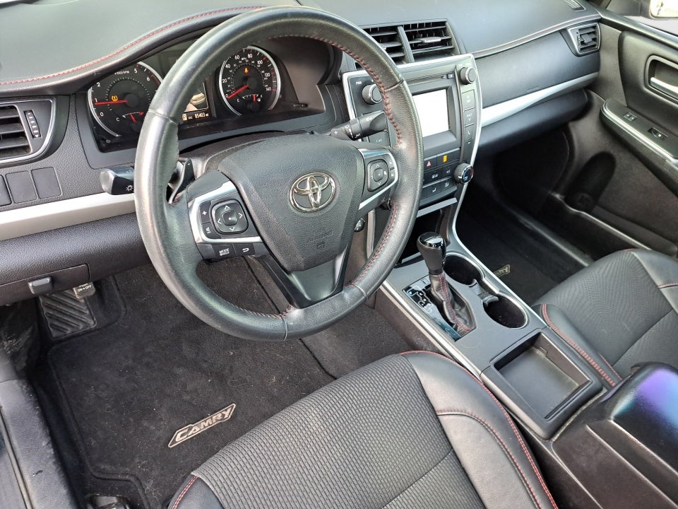 2016 Toyota Camry SE
