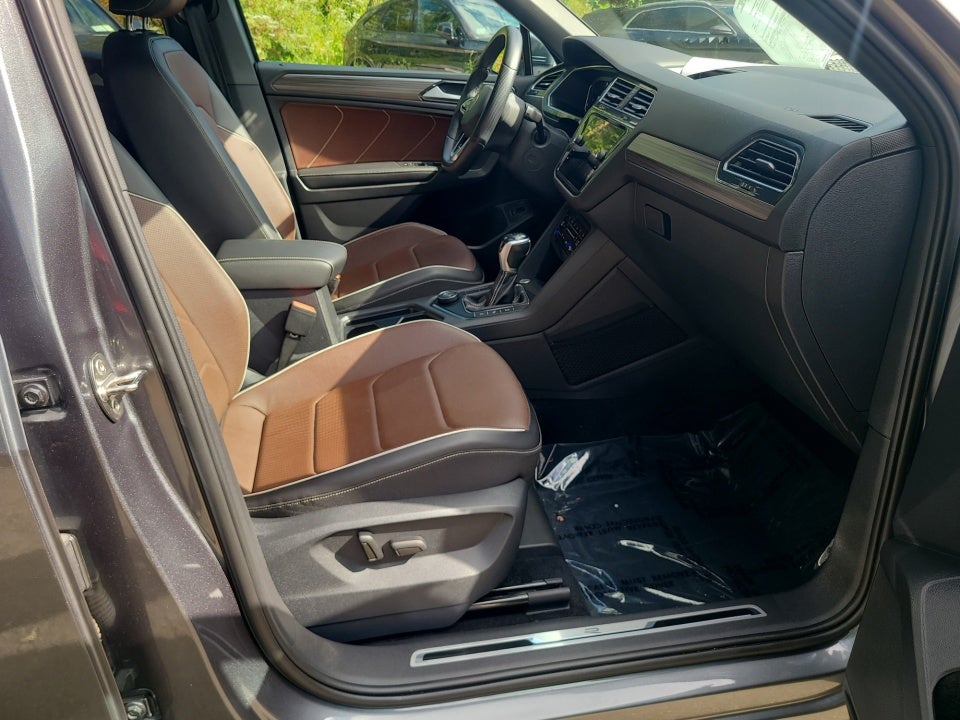 2022 Volkswagen Tiguan SEL R-Line