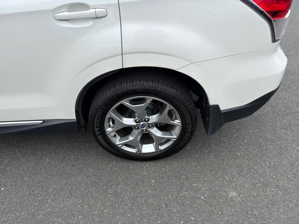 2018 Subaru Forester Touring