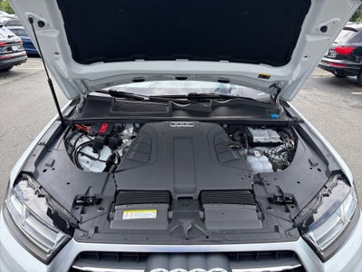 2019 Audi Q7 Premium Plus