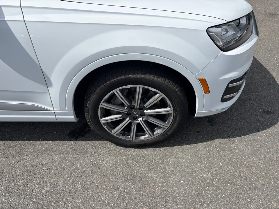 2019 Audi Q7 Premium Plus