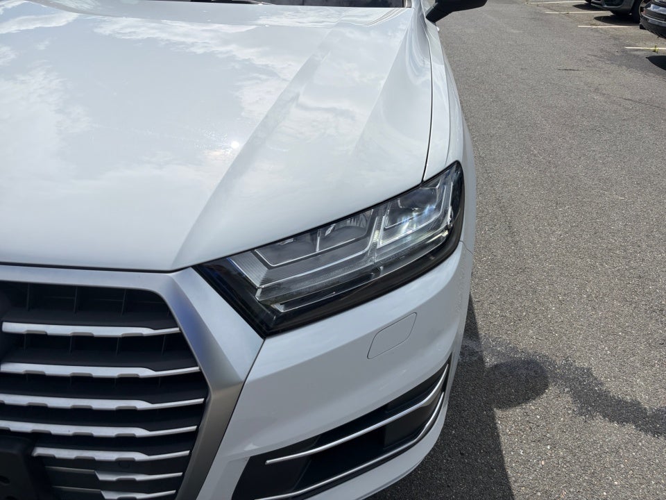 2019 Audi Q7 Premium Plus