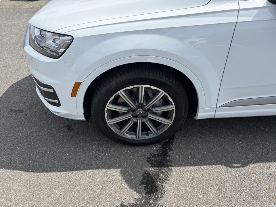 2019 Audi Q7 Premium Plus