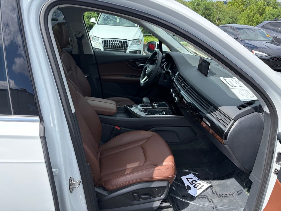 2019 Audi Q7 Premium Plus