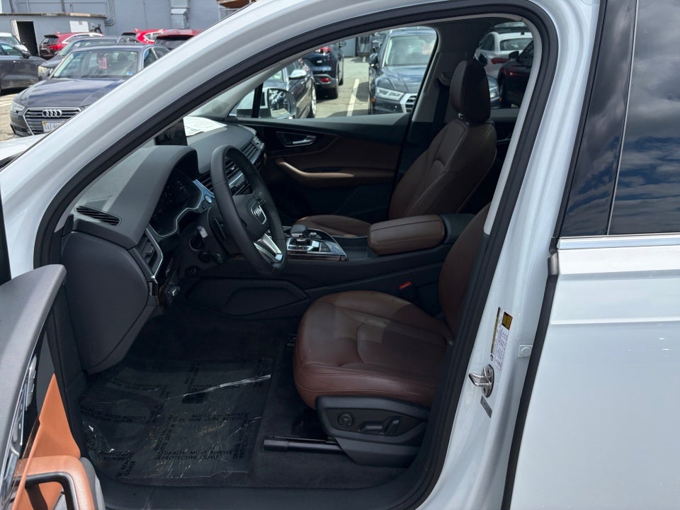 2019 Audi Q7 Premium Plus