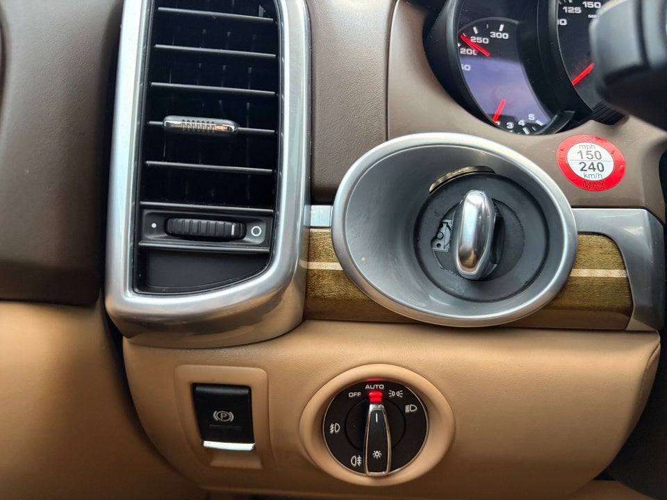 2015 Porsche Cayenne Turbo