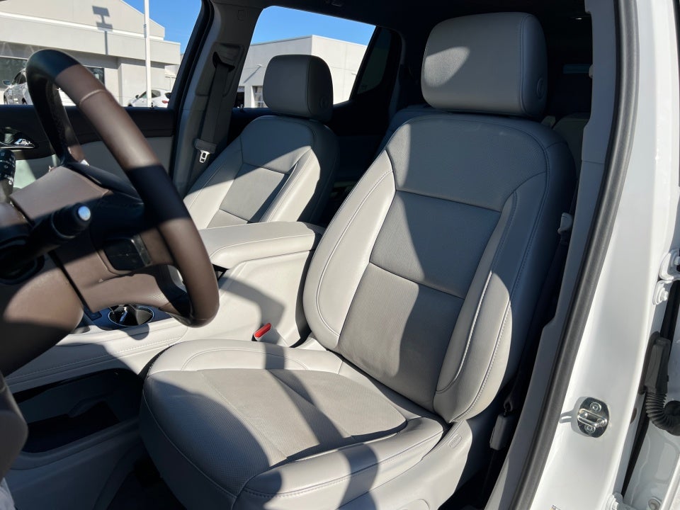 2023 GMC Acadia AWD SLT