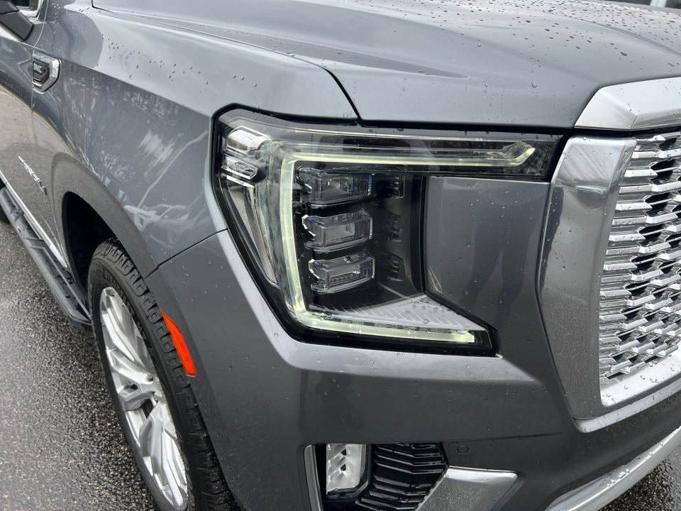 2022 GMC Yukon 4WD Denali
