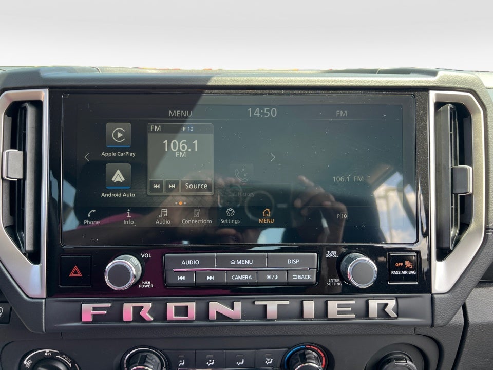 2025 Nissan Frontier Crew Cab SV 4x4
