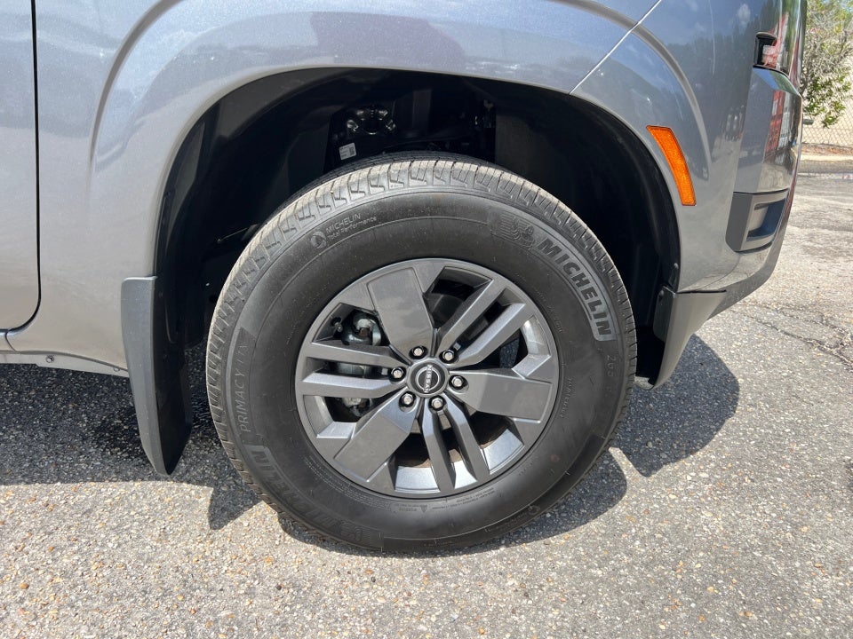 2025 Nissan Frontier Crew Cab SV 4x4