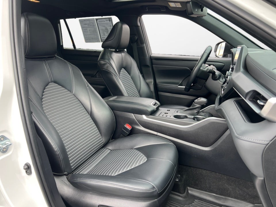 2023 Toyota Highlander XSE