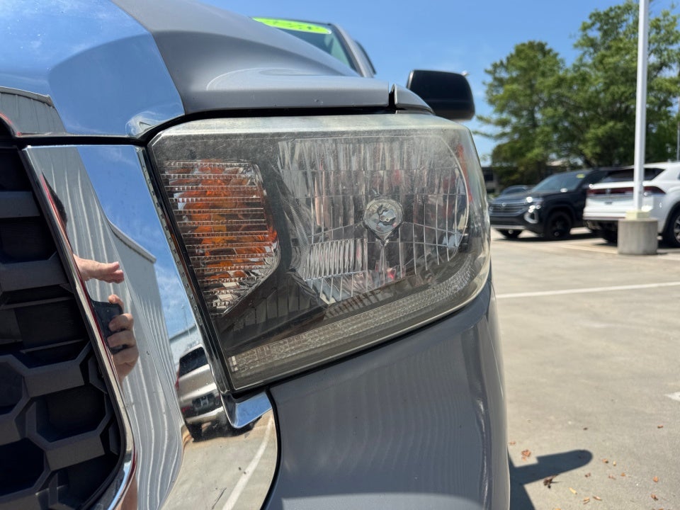 2018 Toyota Tundra SR5 5.7L V8