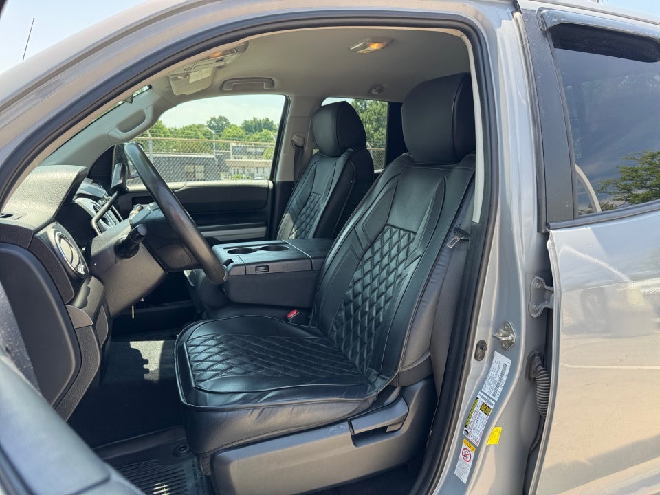 2018 Toyota Tundra SR5 5.7L V8